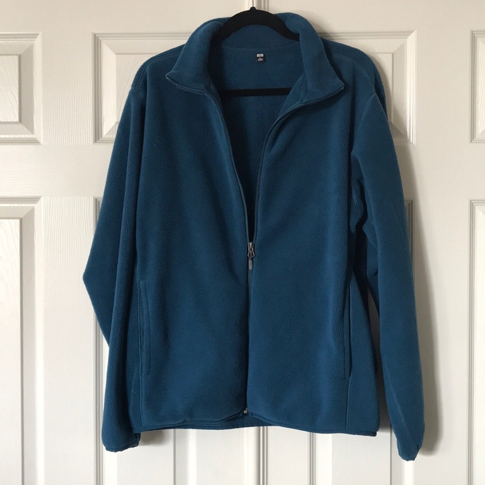 Uniqlo fleece sweater with zipper